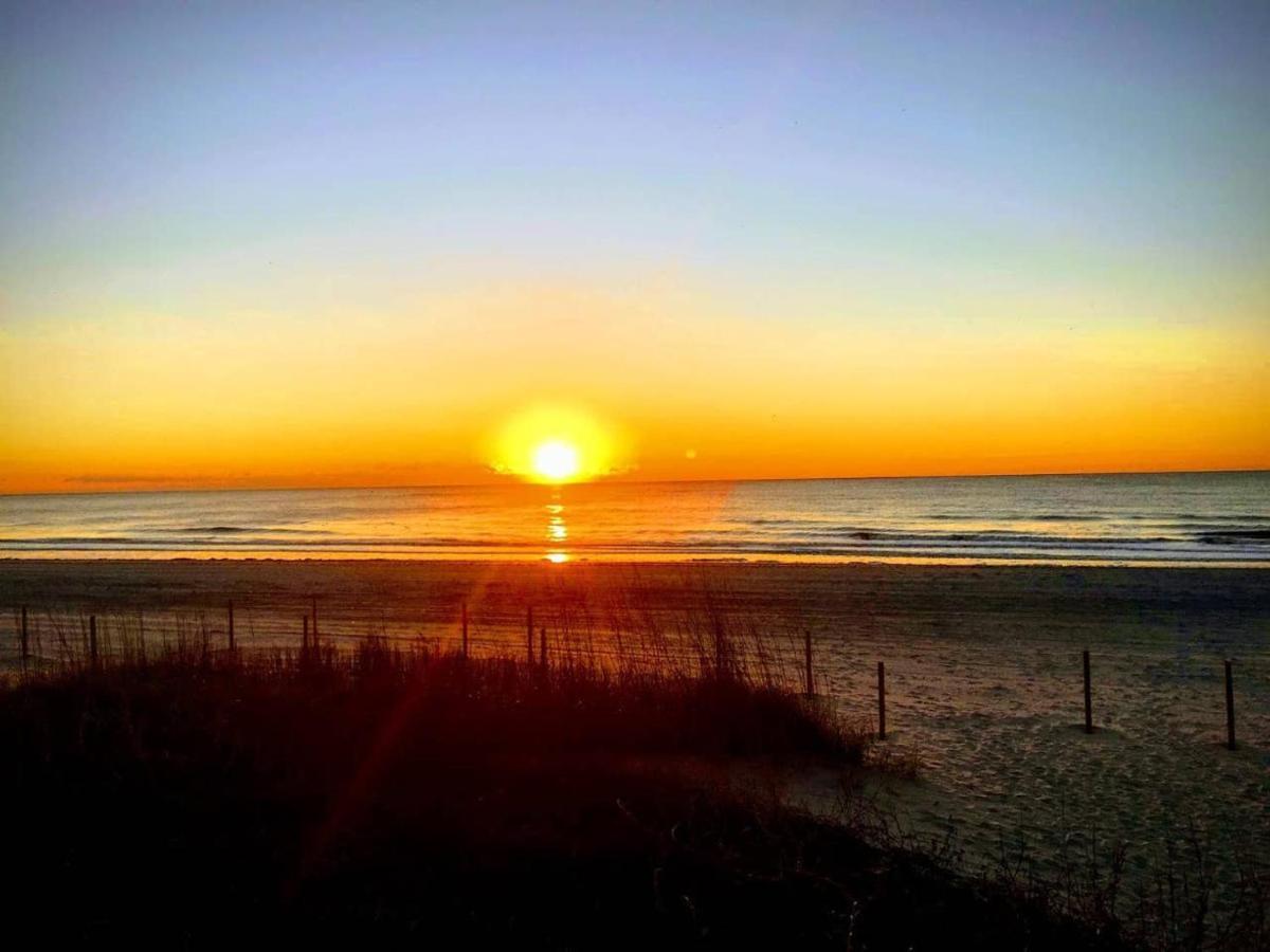 Azure Bliss Oceanfront Condo Sleeps 6 Myrtle Beach Exteriör bild